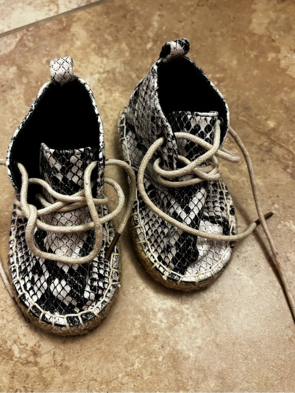 Toddler Snake-Print Espadrille Booties - Black & White